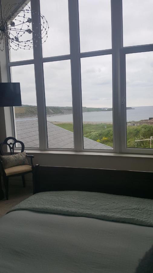 Wild Atlantic Lodge Bed & Breakfast ラヒンチ エクステリア 写真