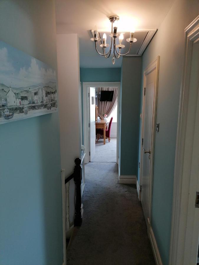 Wild Atlantic Lodge Bed & Breakfast ラヒンチ エクステリア 写真
