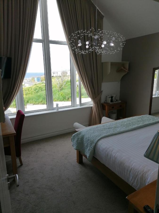 Wild Atlantic Lodge Bed & Breakfast ラヒンチ エクステリア 写真